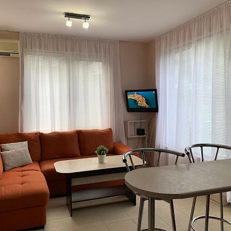 Villa Rouge - Apartment Victoria Sozopol Esterno foto