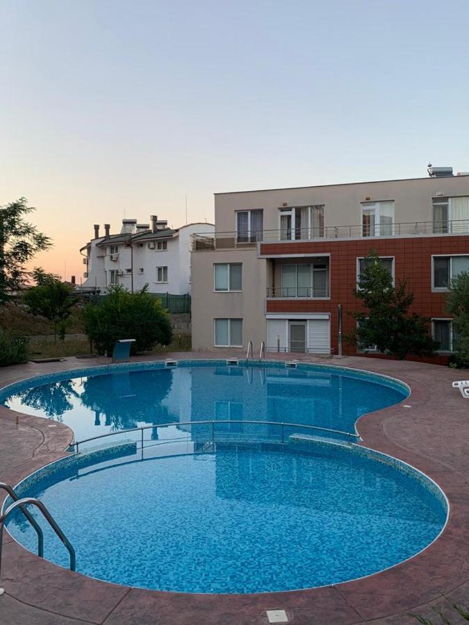 Villa Rouge - Apartment Victoria Sozopol Esterno foto