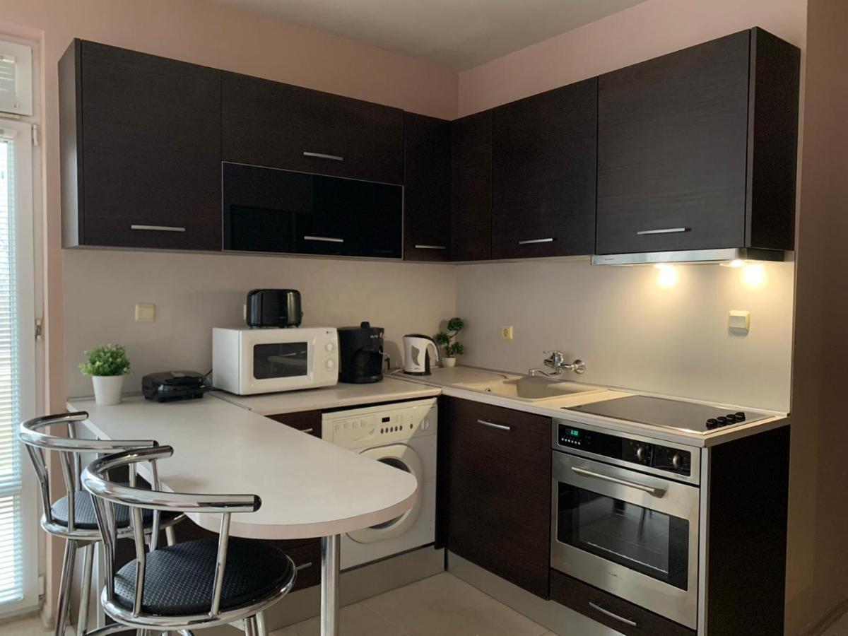 Villa Rouge - Apartment Victoria Sozopol Esterno foto